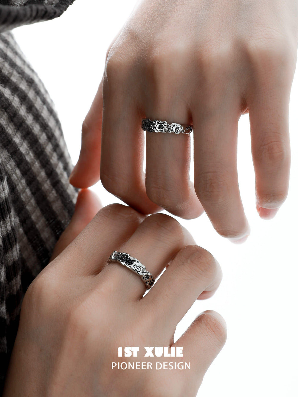 1ST XULIE "Graffiti Kitten" Adjustable Graffiti Cat Ring in 925 Sterling Silver - Detail Shot