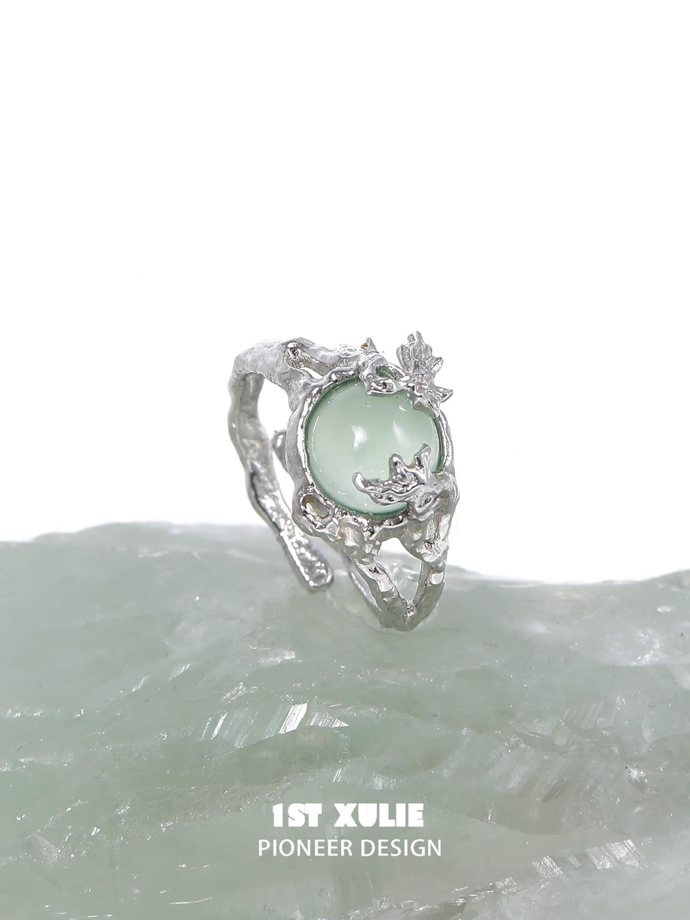 1ST XULIE "Renewal & Growth" Adjustable Minimalist Onyx Ring in 925 Sterling Silver - Lifestyle Shot