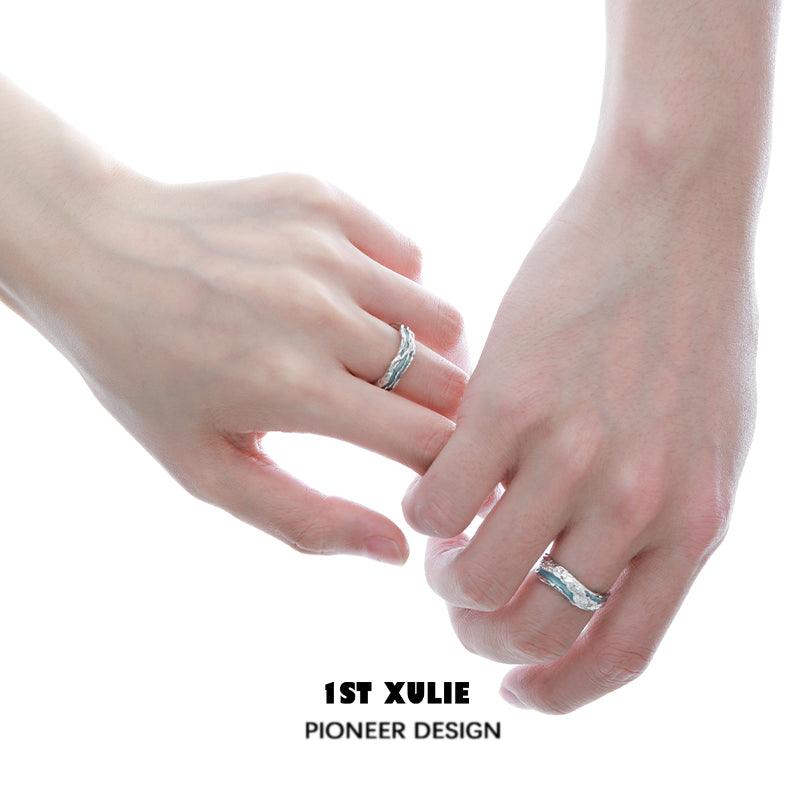 1ST XULIE "THE SEA" Adjustable Ocean Wave Couple's Rings in 925 Sterling Silver - On Model Close Up