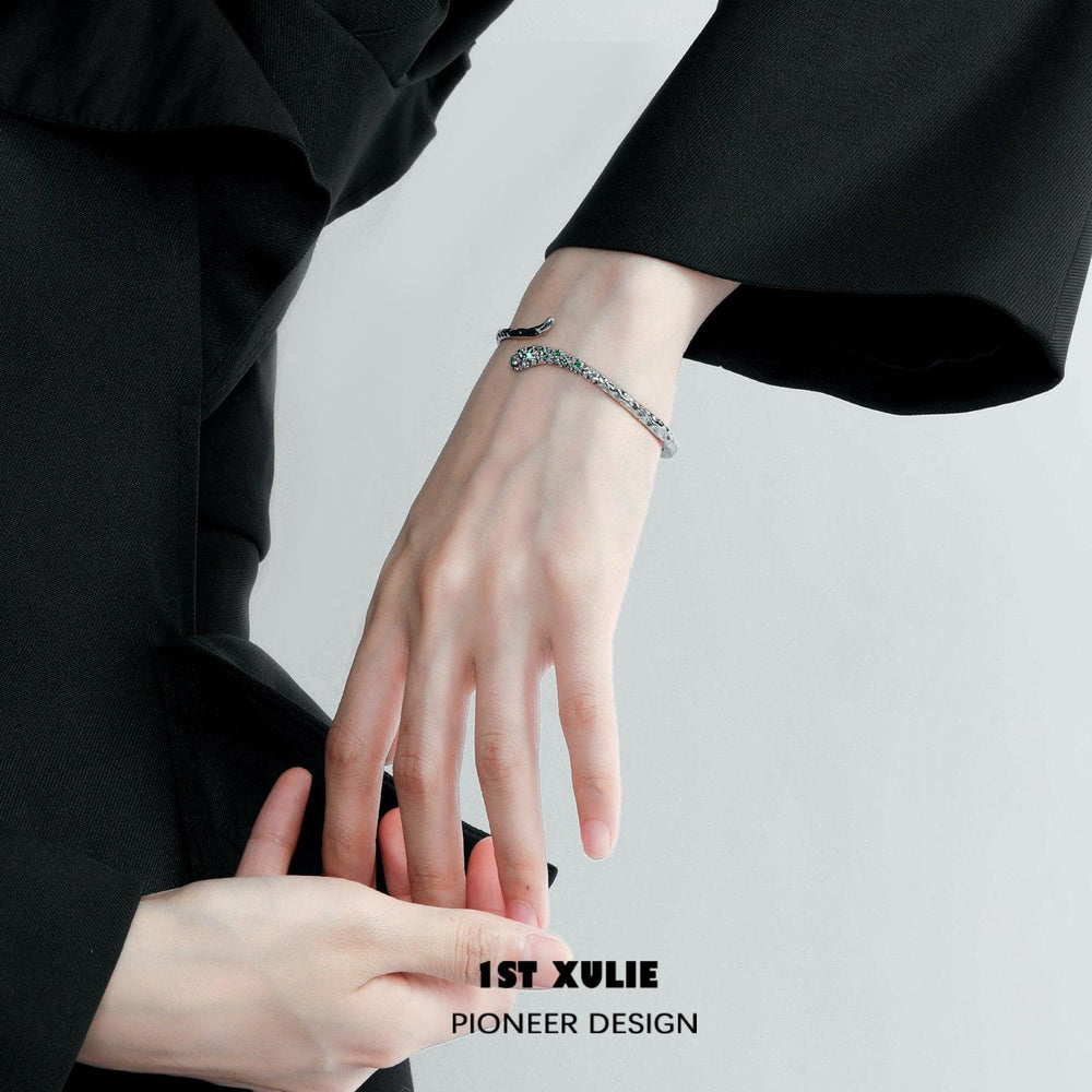 1ST XULIE "Slytherin House" Adjustable Serpentine Cuff Bracelet in Platinum Plated - Detail Shot