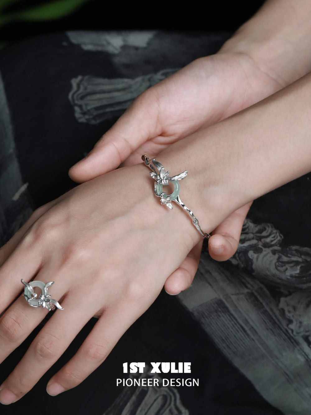 1ST XULIE "Irises" Adjustable Statement Iris Flower Ring in 925 Sterling Silver - Lifestyle Shot