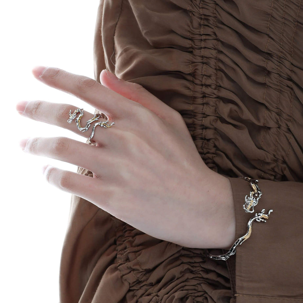 1ST XULIE "Loong" Ascending Dragon Ring in 925 Sterling Silver - Detail Shot