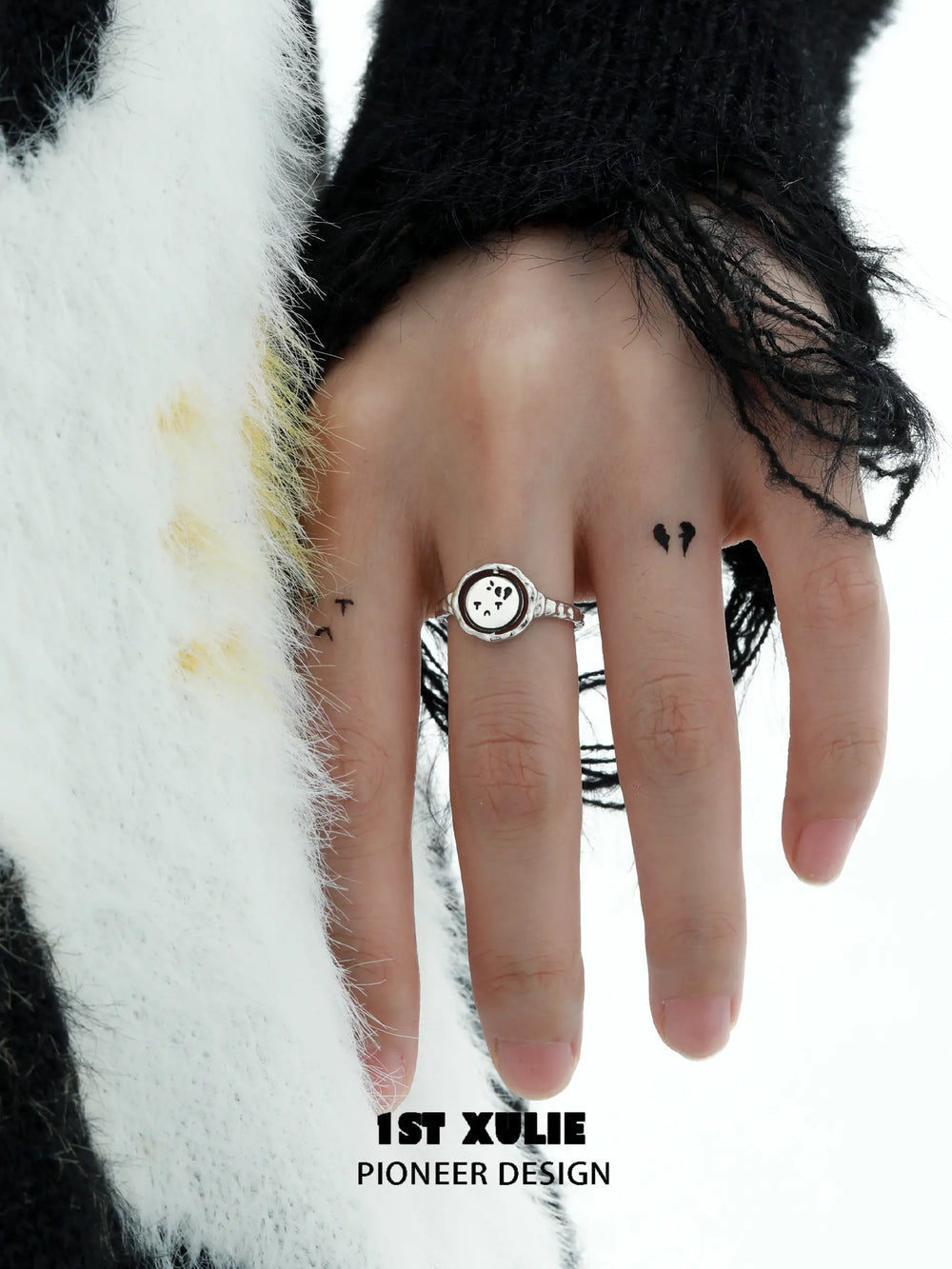 1ST XULIE "Mood Diary" Broken Heart Enamel Open Ring in 925 Sterling Silver - On Model