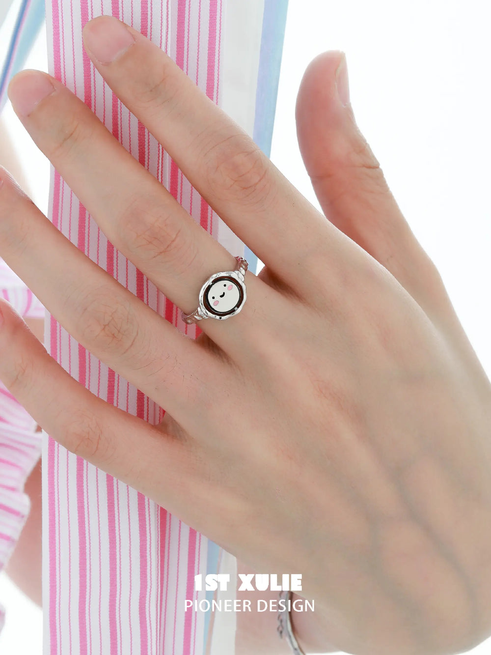 1ST XULIE "Mood Diary" Broken Heart Enamel Open Ring in 925 Sterling Silver - On Model Close-up