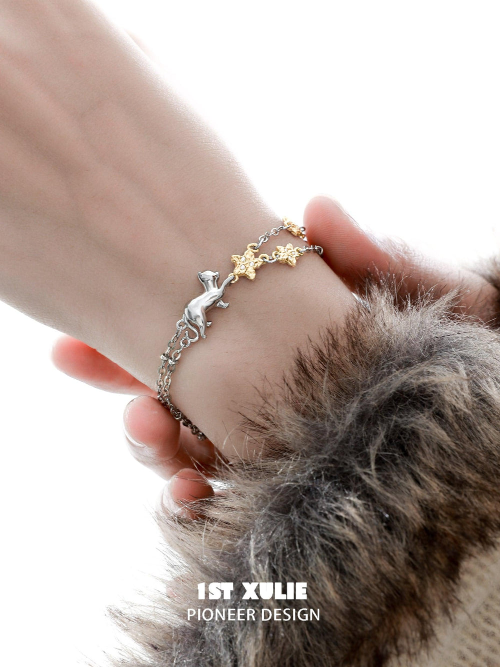 1ST XULIE "CAT'S GAZE" Cat Head Chain Bracelet in Platinum Plated Stainless Steel - Product View