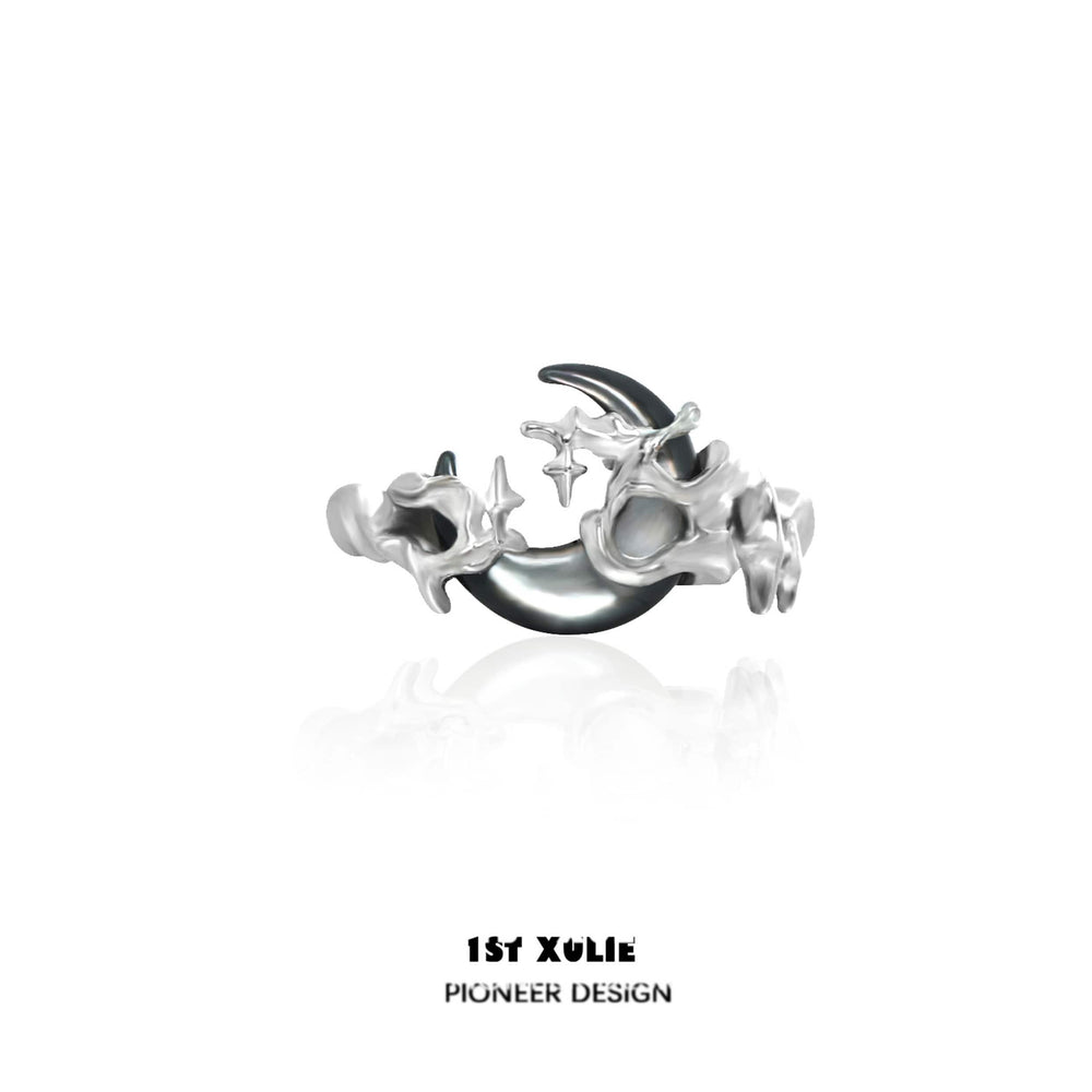 1ST XULIE "MYTH OF THE MOON" Celestial Crescent Moon Statement Ring in 24K Gold Plated 925 Silver - Texture Detail