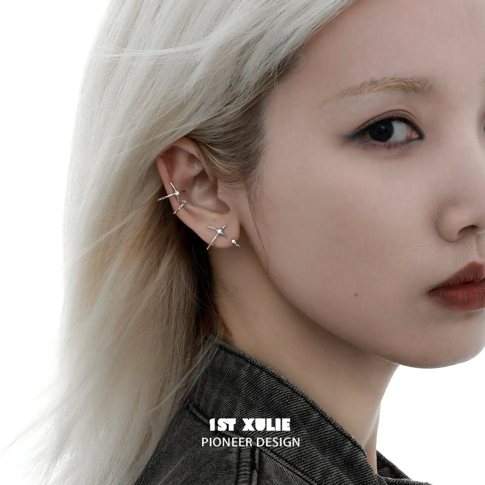 1ST XULIE "Star Trails" Celestial Star Orbit Ear Clips in 925 Sterling Silver - Detail Shot