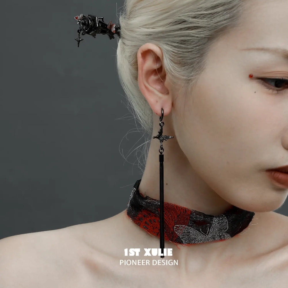 1ST XULIE "Butterfly Wasteland" Convertible Butterfly Hairpin & Earring Set in Black Rhodium Plated - On Model