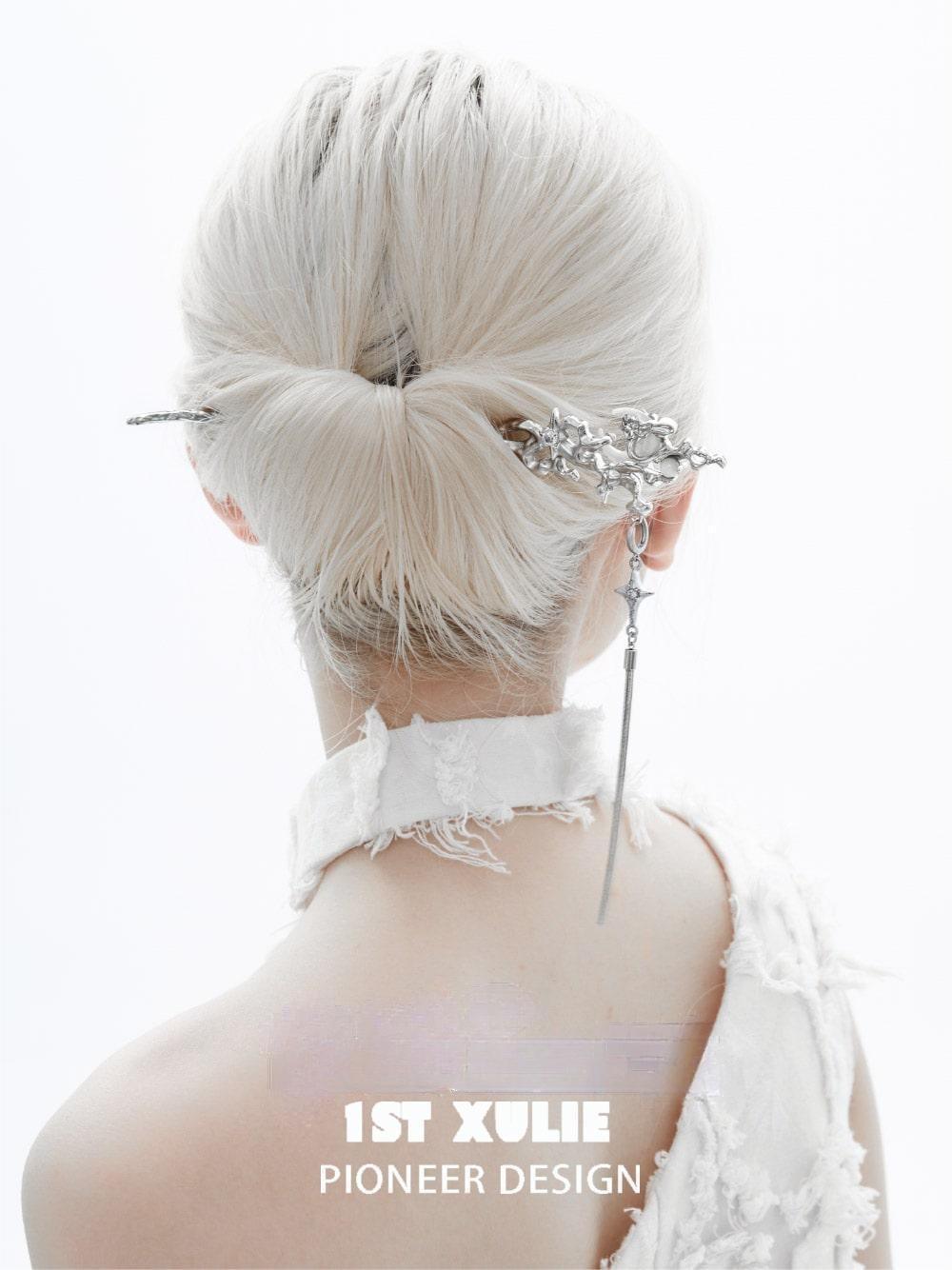 1ST XULIE "MYTH OF THE MOON" Convertible Orchid & Moon Tassel Hairpins in Platinum Plated - On Model Close-up