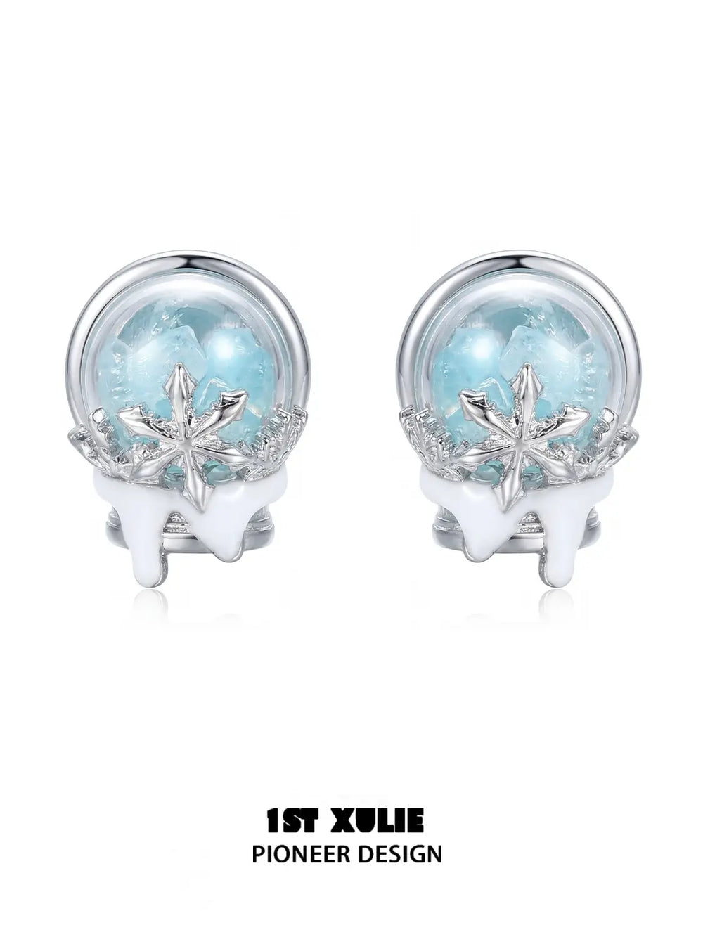1ST XULIE "Snow Land" Crystal Snowflake Stud Earrings in Platinum - Texture Detail