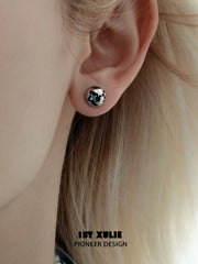 1ST XULIE "Mini World" Dainty World Map Stud Earrings in 925 Sterling Silver - Detail Shot