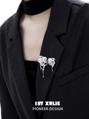 1ST XULIE "Taboo Rose" Detachable Double Rose Brooch in Platinum Plated - Detail Shot