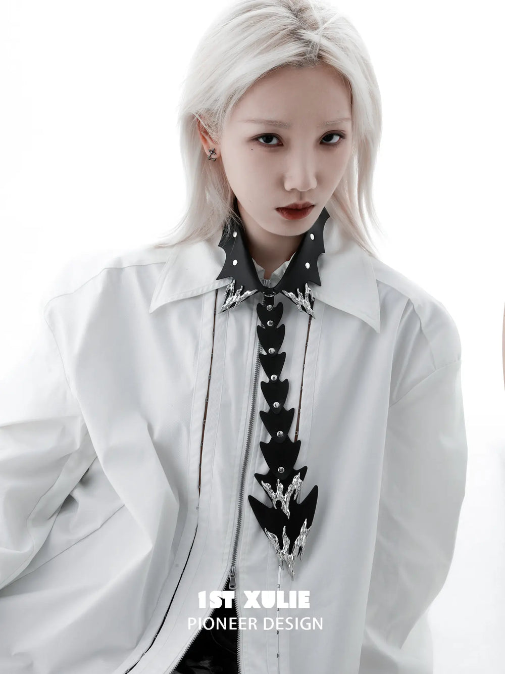 1ST XULIE Jewelry "Infernal Dragon Relic" Dragon Bone Tie in Platinum Plated - Detail Shot