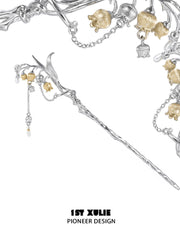 1ST XULIE "Lucky Cat" Elegant Tulip Pearl Hair Pin in Platinum Plated - On Model