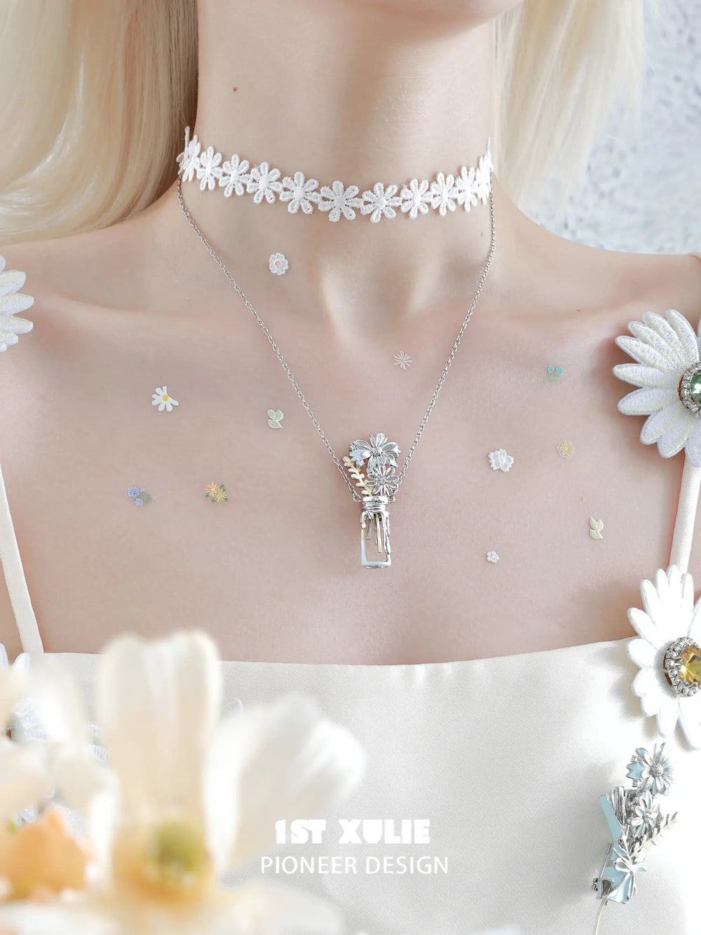 1ST XULIE Jewelry "DAISY" Enamel Daisy Vase Pendant Necklace in Brass - Product View