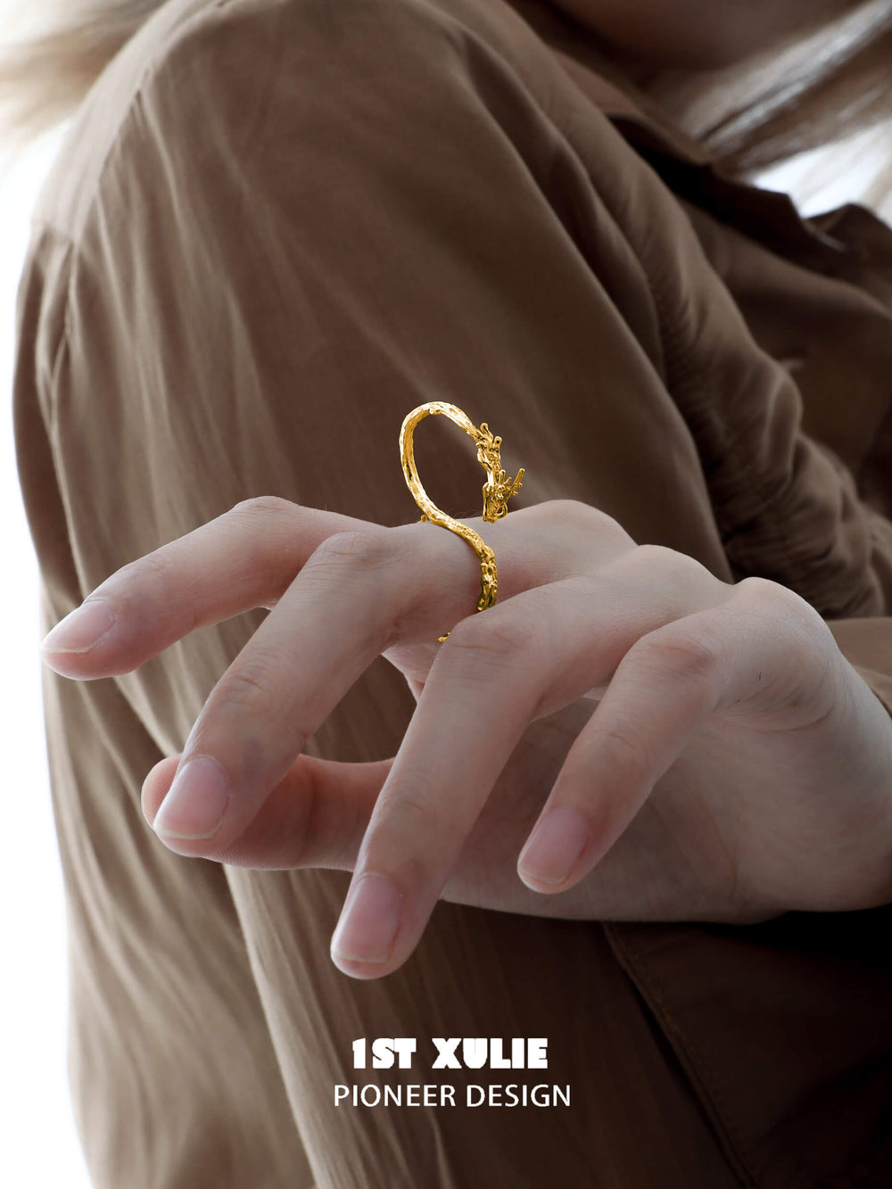 1ST XULIE "Loong" Flowing Dragon Adjustable Ring in 925 Sterling Silver - Detail Shot