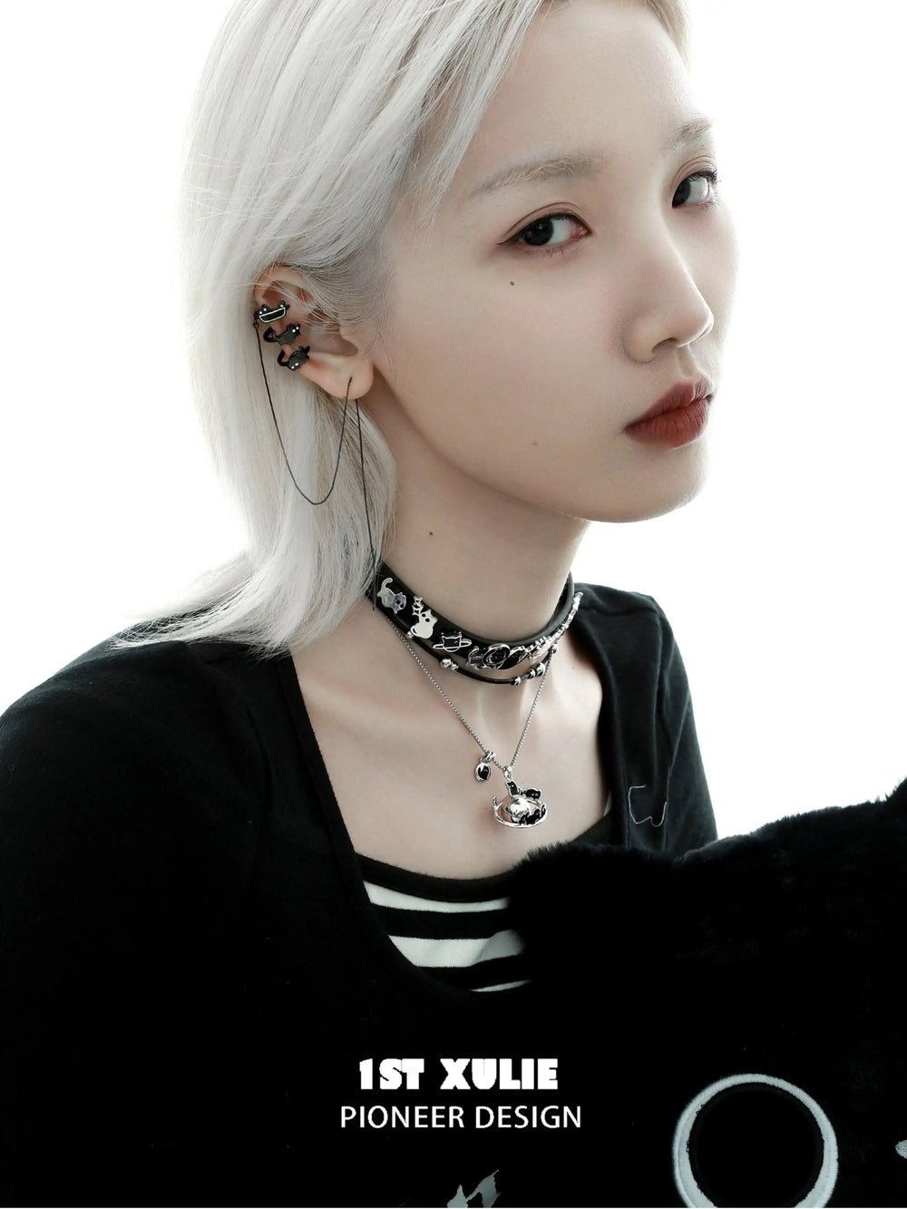 1ST XULIE "Ghosts" Gothic Black Cat Pendant Choker Necklace in Platinum Plated Brass - Detail Shot