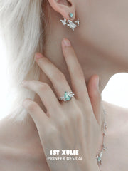 1ST XULIE "Whiterfly" Gothic Cat's Eye Butterfly Ring in 925 Sterling Silver - Detail Shot