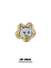 1ST XULIE Jewelry "Graffiti Kitten" Asymmetrical Graffiti Cat Stud Earrings in 925 Sterling Silver - Angle View of Dagger Cat