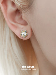 1ST XULIE Jewelry "Graffiti Kitten" Asymmetrical Graffiti Cat Stud Earrings in 925 Sterling Silver - Detail Shot of White Cat