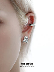 1ST XULIE "Graffiti Kitten" Minimalist Clip-on Hoop Earrings in Platinum Plated Brass - On Model