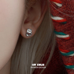 1ST XULIE "MERRY CHRISTMAS 2024" Cute Christmas Graffiti Kitten Stud Earrings in 925 Sterling Silver - Side View