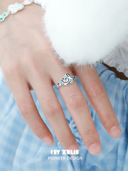 1ST XULIE "Angel Cuties" Hand-Painted Kitten & Puppy Statement Animal Ring in 925 Sterling Silver - Detail Shot