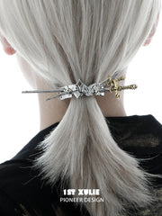 1ST XULIE Jewelry "Knight's Oath" Knight's Sword Hair Clip in 18K Gold Plated Brass - Detail Shot