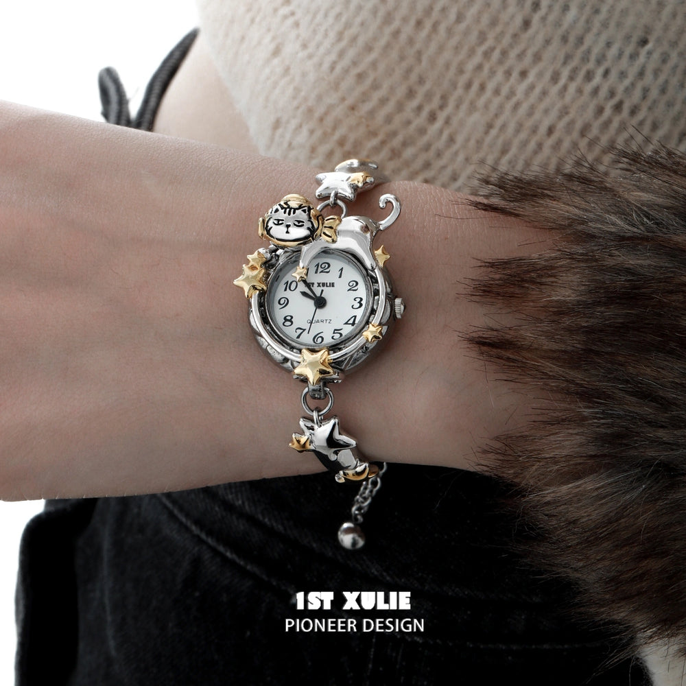1ST XULIE "Graffiti Kitten" Lazy Cat Graffiti Bracelet Watch in Platinum - Detail Shot