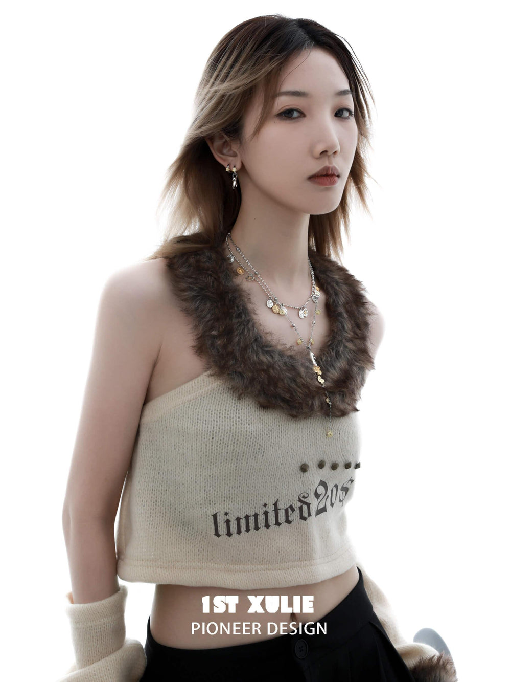 1ST XULIE "Lucky Cat" Platinum Plated Double Layered Pendant Necklace - Texture Detail