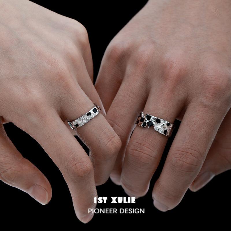 1ST XULIE "Checkerboard" Minimalist Checkerboard Band Ring in 925 Sterling Silver - Size Comparison