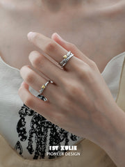 1ST XULIE "Immortal Lover" Minimalist Golden Heart Adjustable Ring in 925 Sterling Silver - Detail Shot