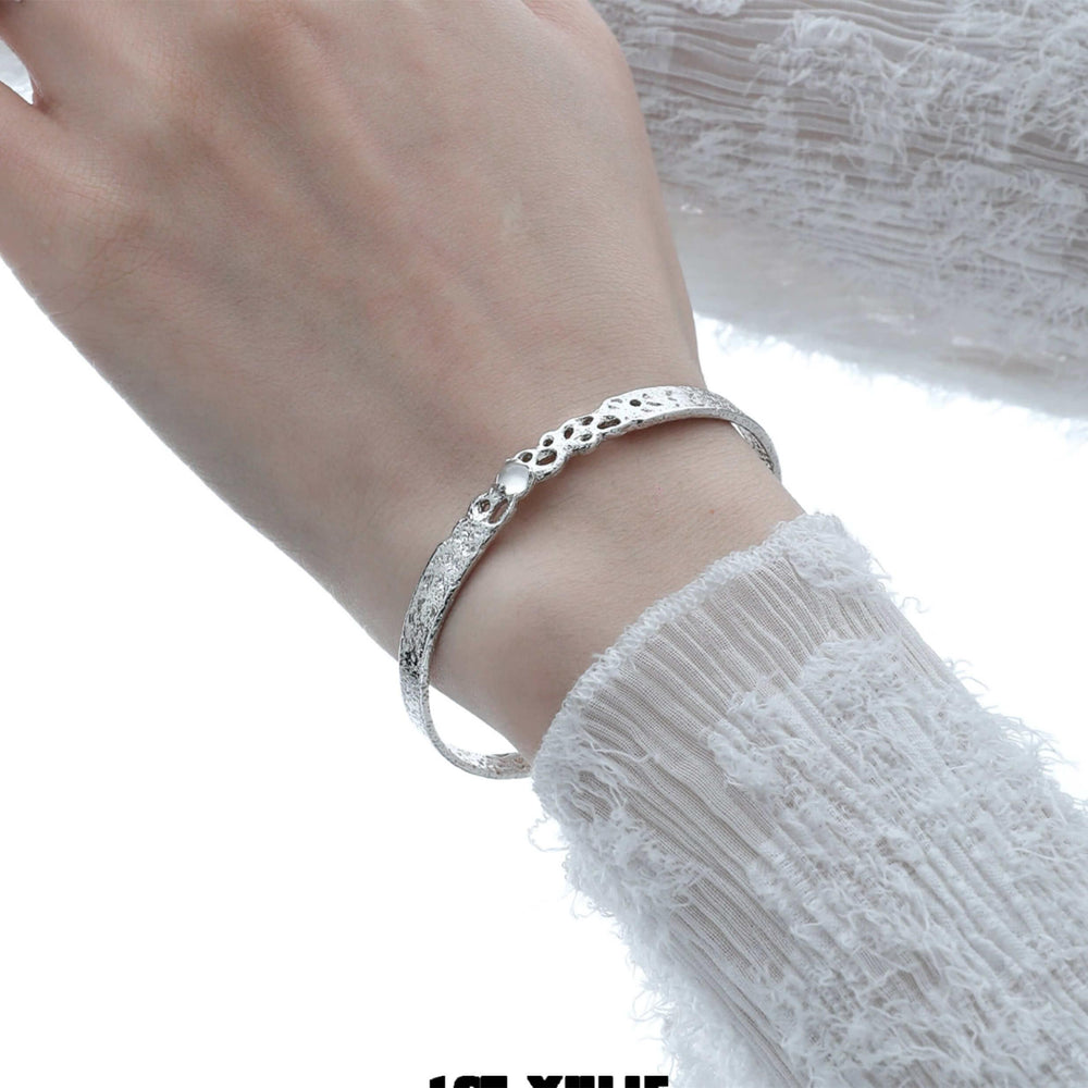 1ST XULIE "Daybreak" Minimalist White Agate Bangle Bracelet in 925 Sterling Silver - Product View