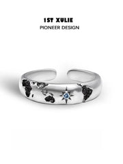 1ST XULIE "Mini World" Minimalist World Map Travel Ring in 925 Sterling Silver - Detail Shot