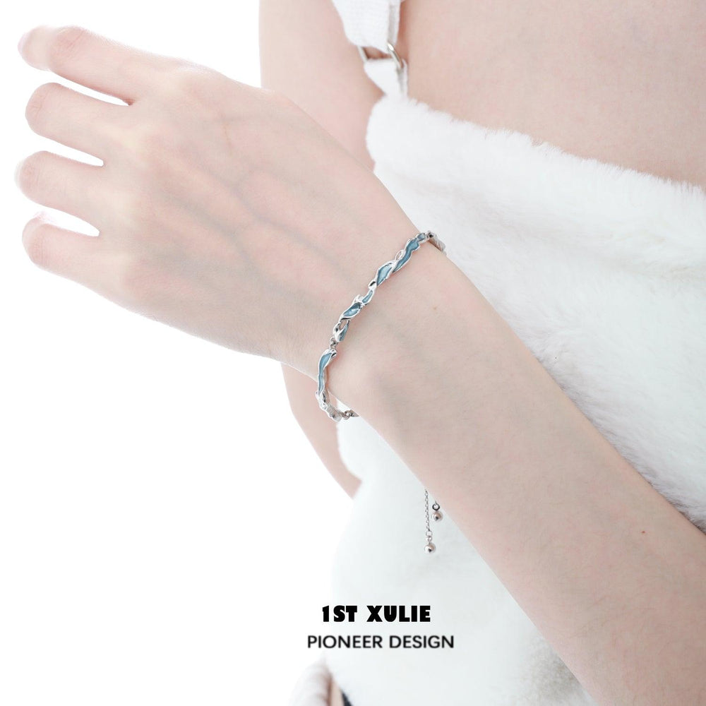 1ST XULIE "THE SEA" Ocean Blue Adjustable Link Bracelet in Platinum - Side View