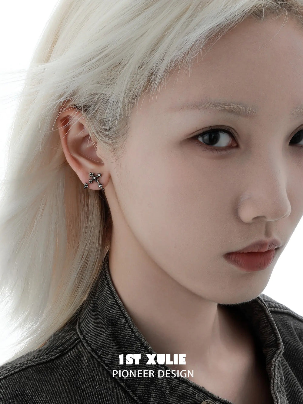 1ST XULIE Jewelry "Irises" Oxidized Cross Stud Earrings in 925 Sterling Silver - Detail Shot