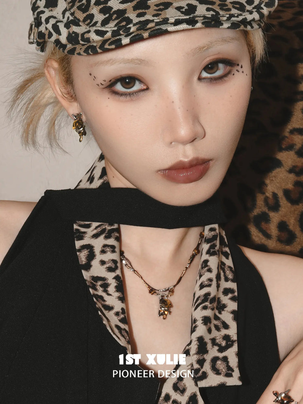 1ST XULIE Jewelry "LEOPARD CAT" Playful Leopard Cat Charm Pendant Necklace in Platinum Plated Brass - Side View