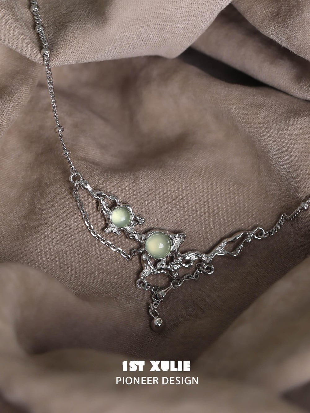 1ST XULIE "Renewal & Growth" Minimalist Choker Necklace in 925 Sterling Silver - Detail Shot