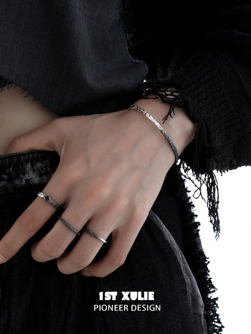 1ST XULIE "Scorch" Gradient Beaded Bracelet in 925 Sterling Silver - Detail Shot