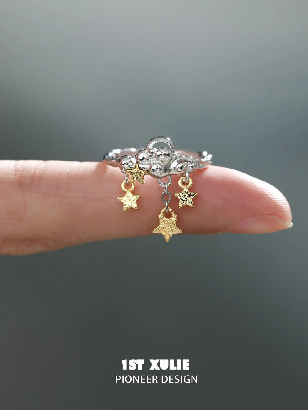 1ST XULIE "Cat's Gaze" Sculptural Lonely Cat Head Adjustable Open Ring in 925 Sterling Silver - On Model Close-Up