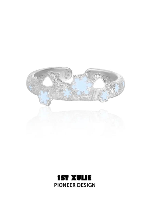 1ST XULIE Jewelry "Snow Land" Snowflake Cat Bell Adjustable Ring in 925 Sterling Silver - Lifestyle Shot