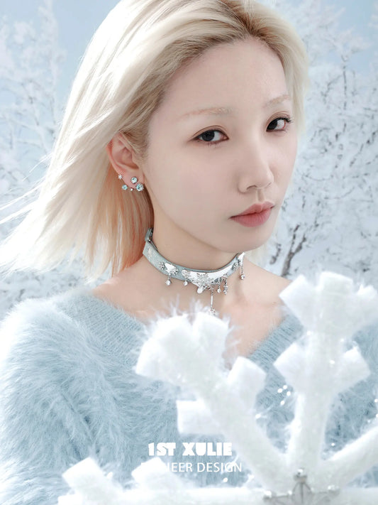 1ST XULIE "Snow Land" Snowflake Convertible Choker in Microfiber and Platinum - Product View