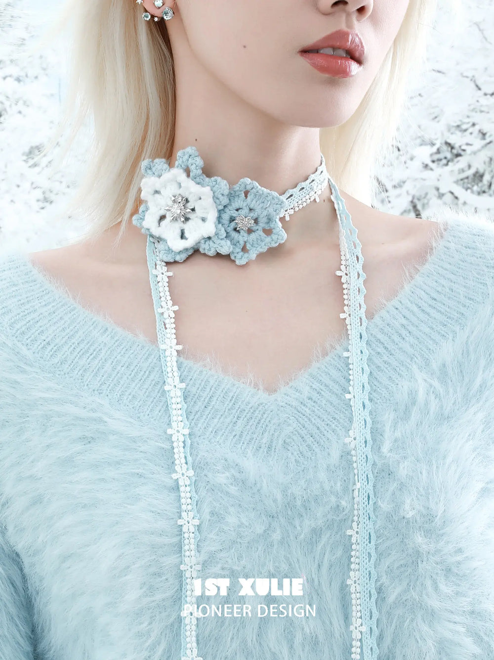 1ST XULIE "Snow Land" Snowflake Crochet Choker Scarf in Crochet Yarn - Side View
