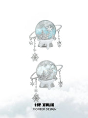 1ST XULIE Jewelry "Snow Land" Sparkling Snowflake Crystal Ball Brooch in Platinum Plated - Angle View