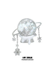 1ST XULIE Jewelry "Snow Land" Sparkling Snowflake Crystal Ball Brooch in Platinum Plated - White Crystal Close Up