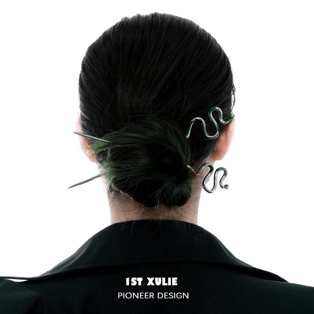 1ST XULIE "Slytherin House" Spirit Serpent Hairpin in Platinum Plated - Lifestyle Shot