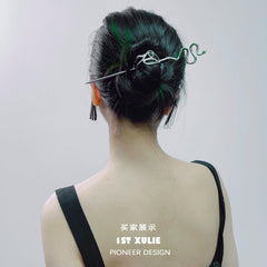 1ST XULIE "Slytherin House" Spirit Serpent Hairpin in Platinum Plated - Texture Detail