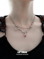 1ST XULIE "Star Trails" Moissanite Pendant Necklace in 24K Gold/Platinum - Detail Shot