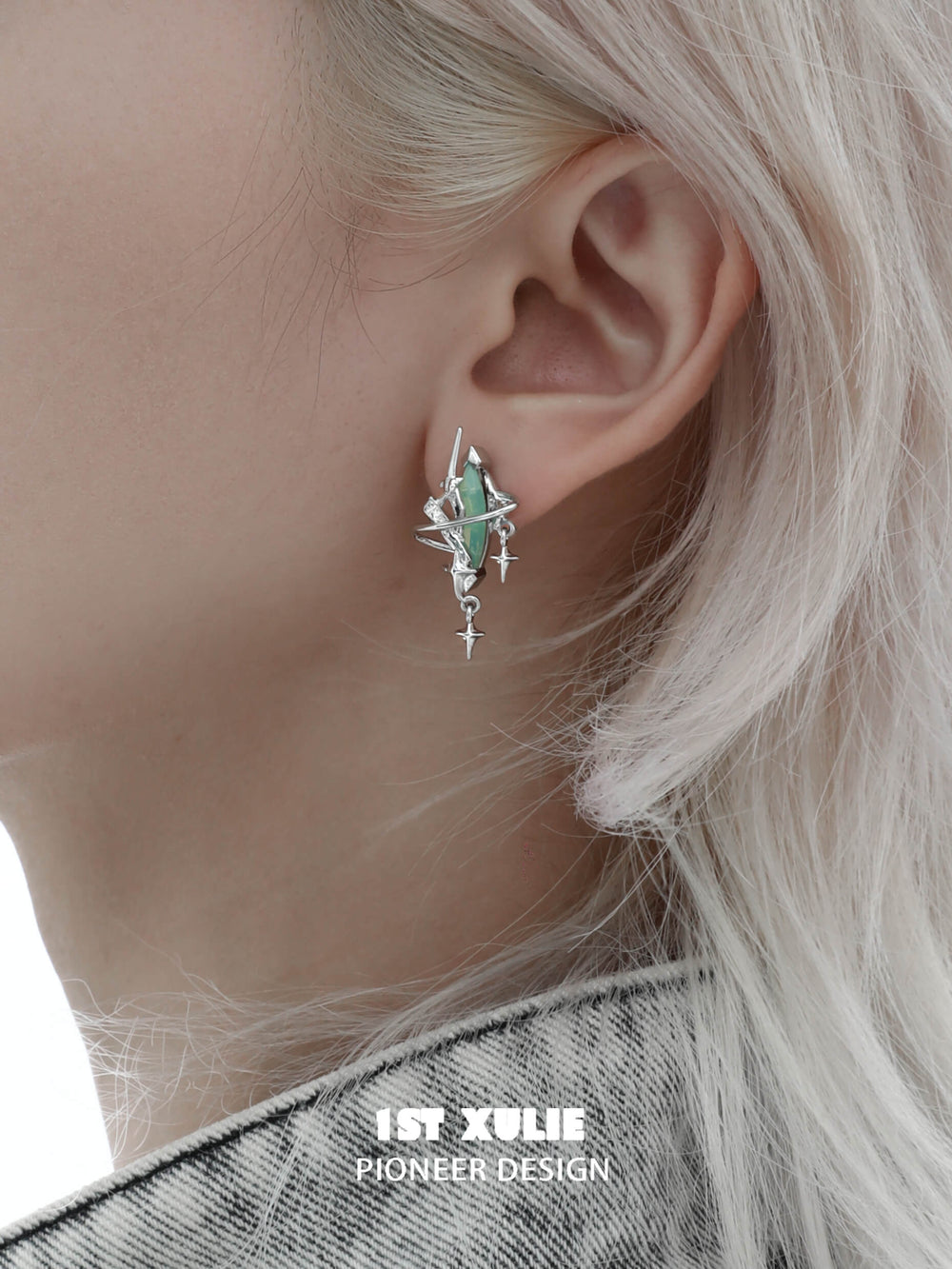 1ST XULIE "Star Trails" Moissanite Dangle Earrings in Platinum - Detail Shot