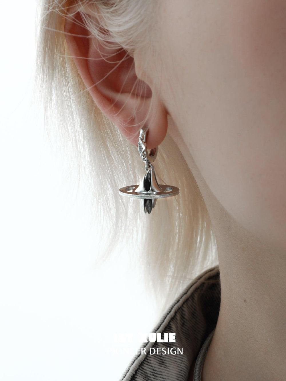 1ST XULIE "Star Trails" Statement Chunky Huggie Hoop Earrings in Platinum Plated - Product View